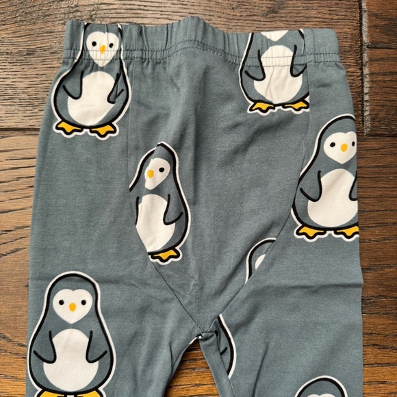Whistle and Flute Kawaii Penguin Pajama Set - Picture 6 of 7